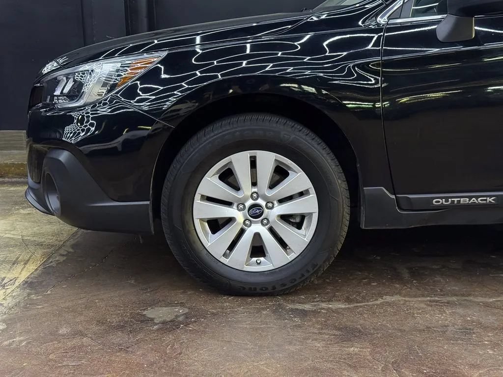 Used 2018 Subaru Outback 2.5i AWD/4WD image 4