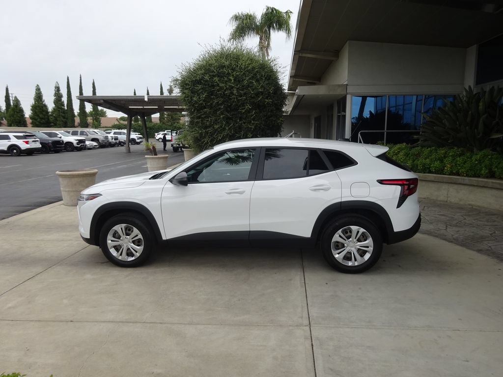 Certified 2024 Chevrolet Trax LS FWD image 4