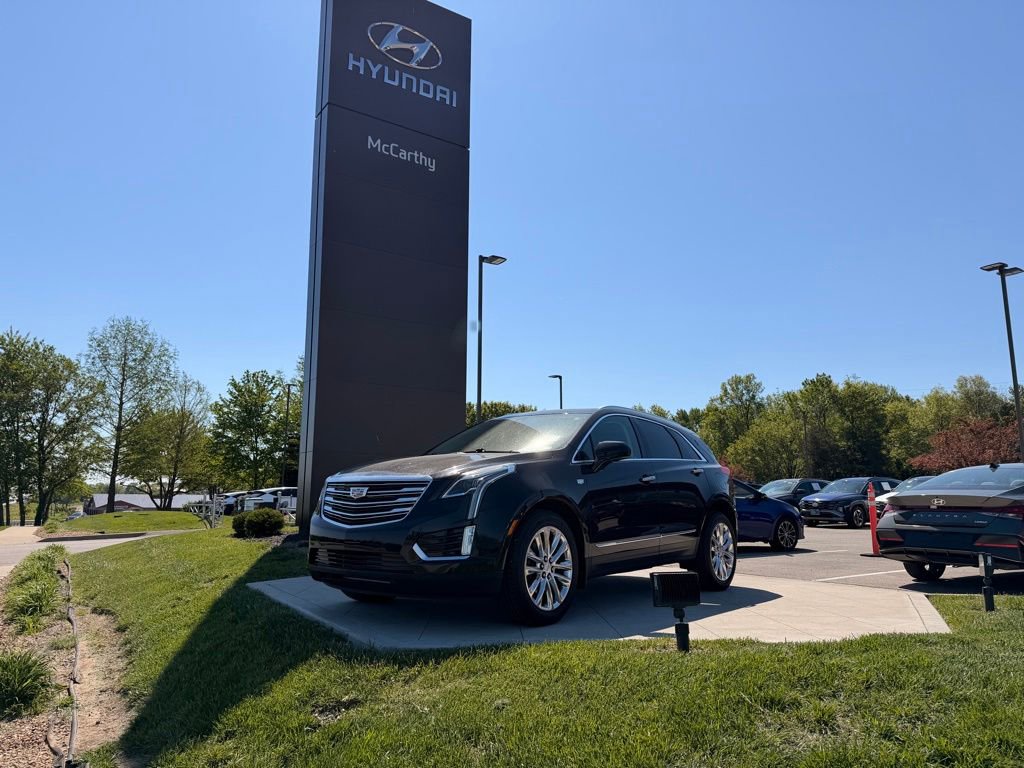 Used 2019 Cadillac XT5 Premium Luxury AWD/4WD image 1