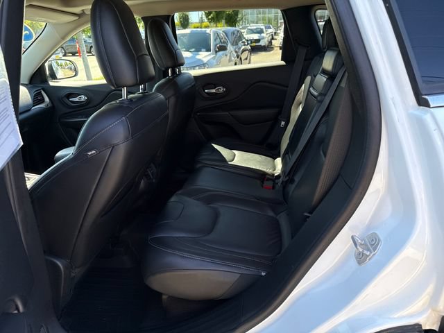 Used 2016 Jeep Cherokee Limited AWD/4WD image 14