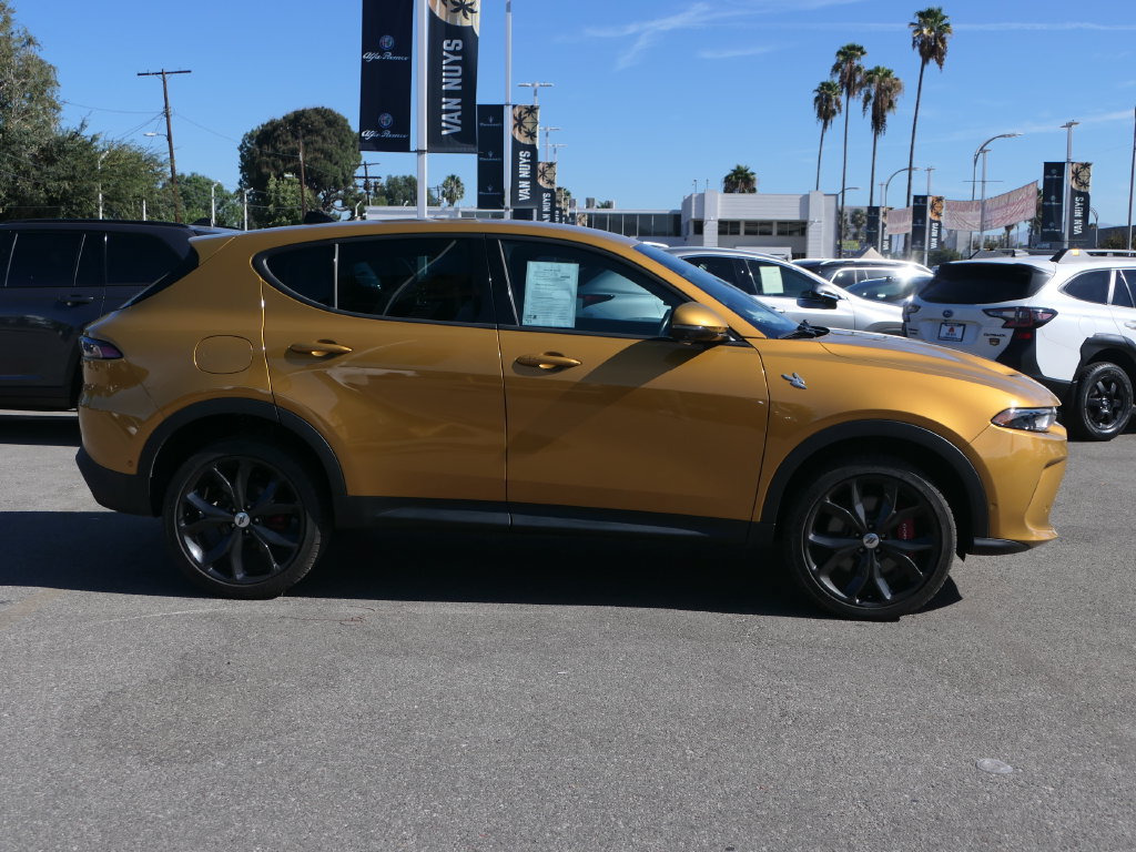 Used 2024 Dodge Hornet GT w/ Track Pack AWD/4WD image 2