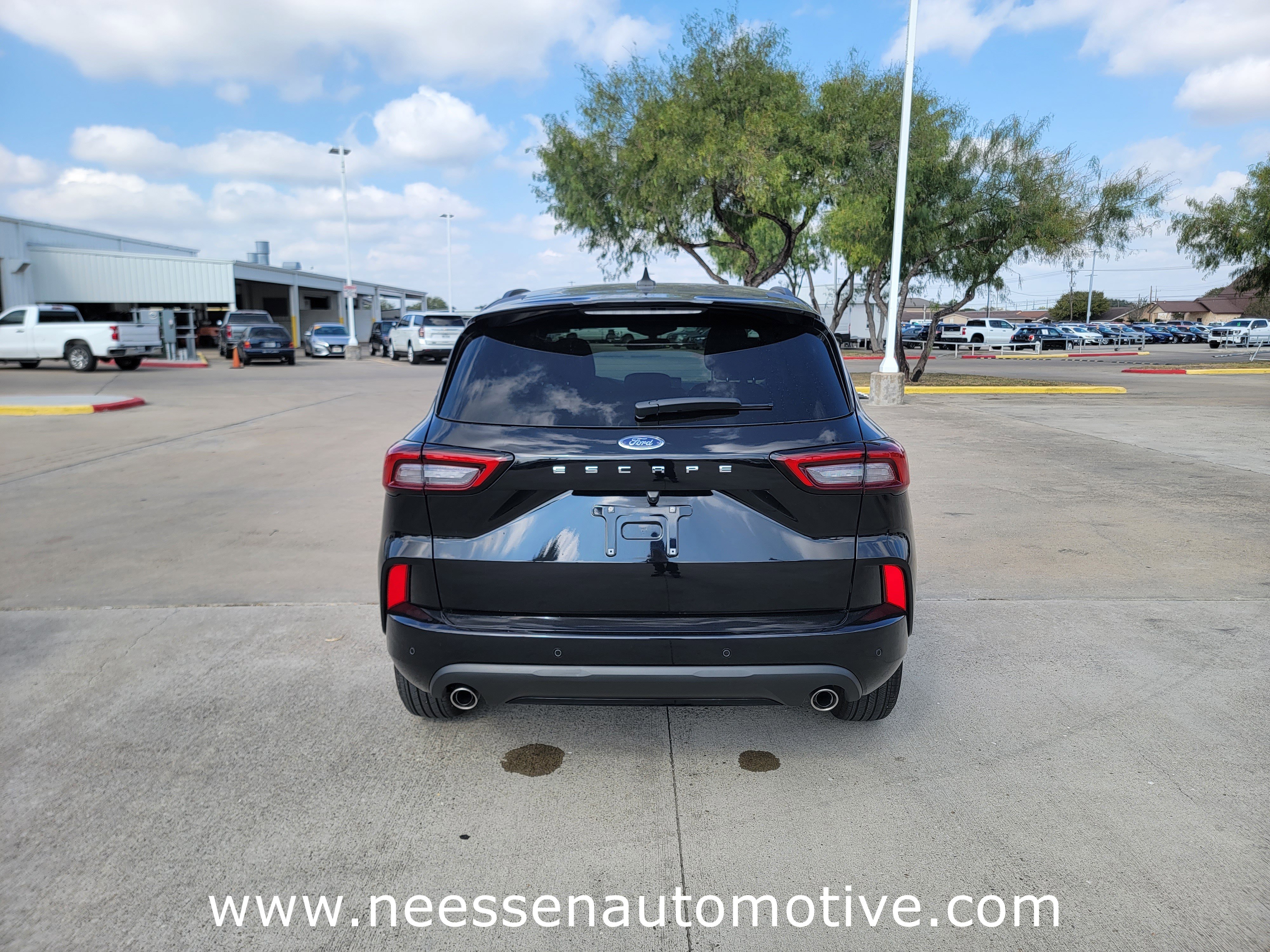 Used 2023 Ford Escape ST-Line w/ Tech Pack #1 image 6