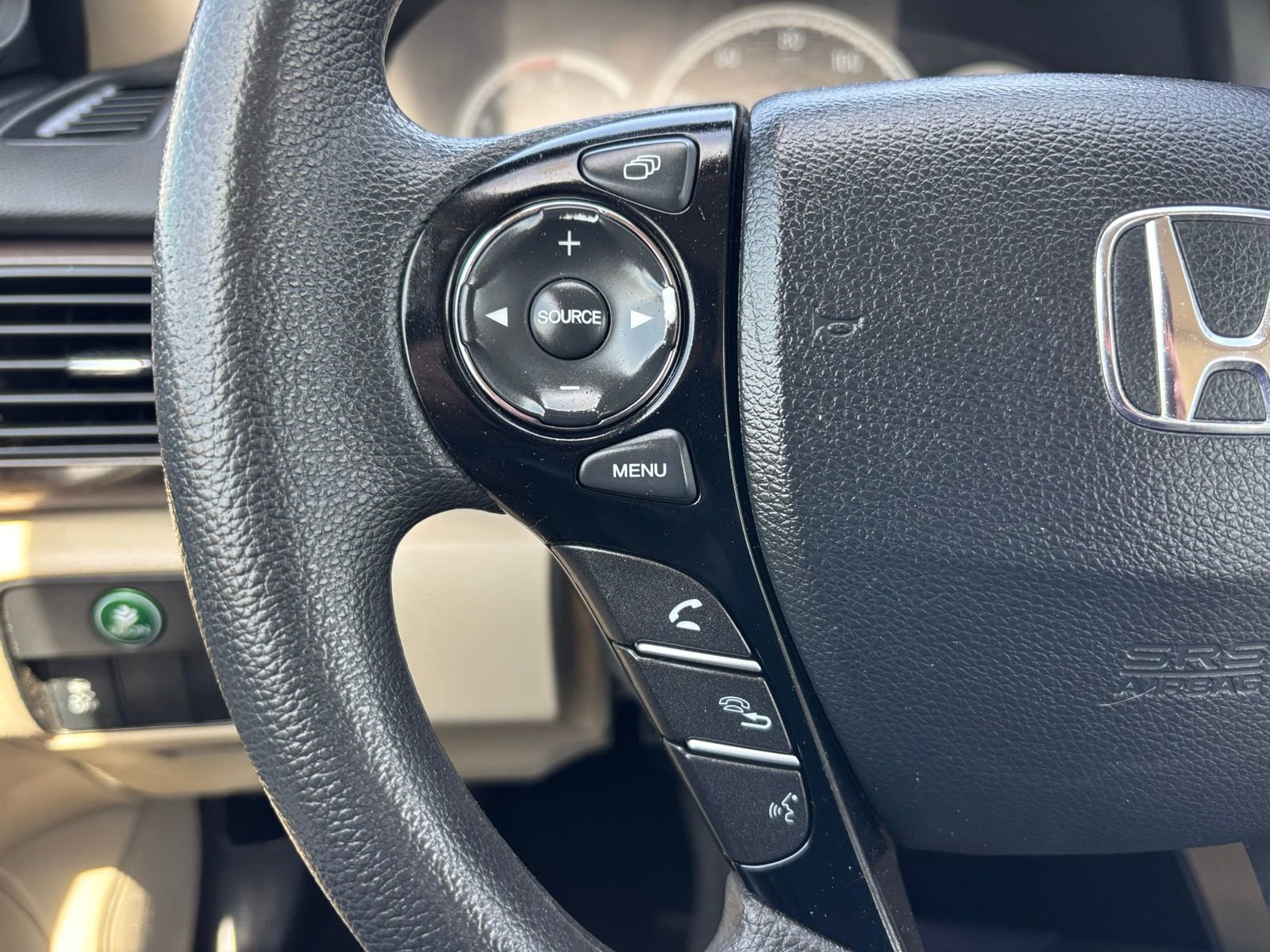 Used 2017 Honda Accord EX image 22