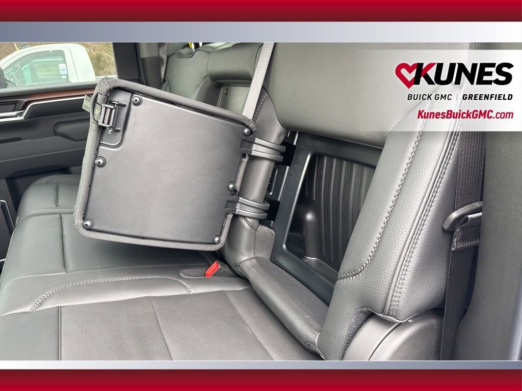 Used 2026 GMC Sierra 3500 Denali w/ Denali Reserve Package image 35