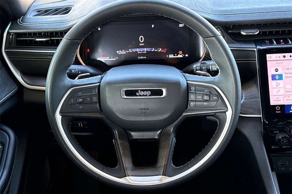 Used 2024 Jeep Grand Cherokee Limited image 20