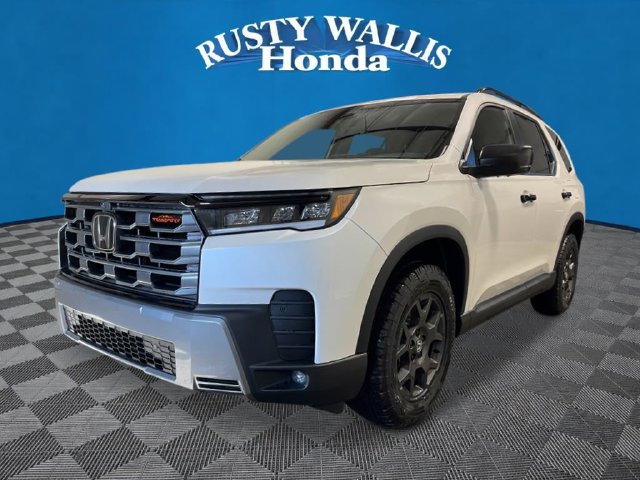 New 2026 Honda Pilot TrailSport image 7