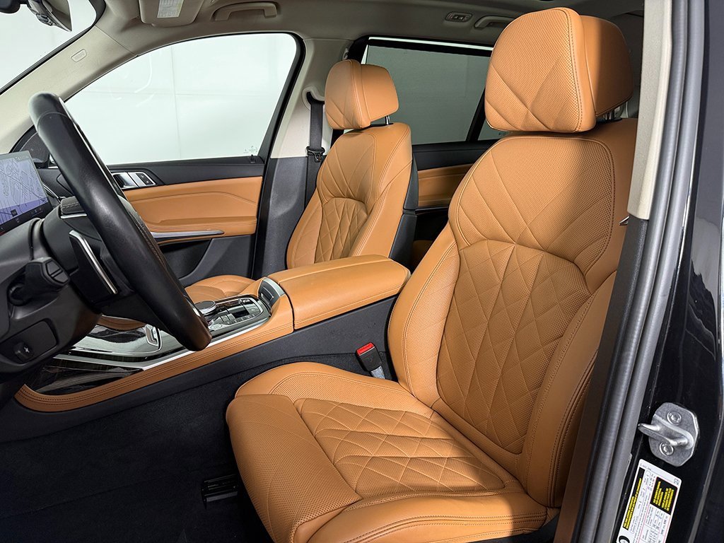 Used 2023 BMW X7 xDrive40i w/ Premium Package image 30