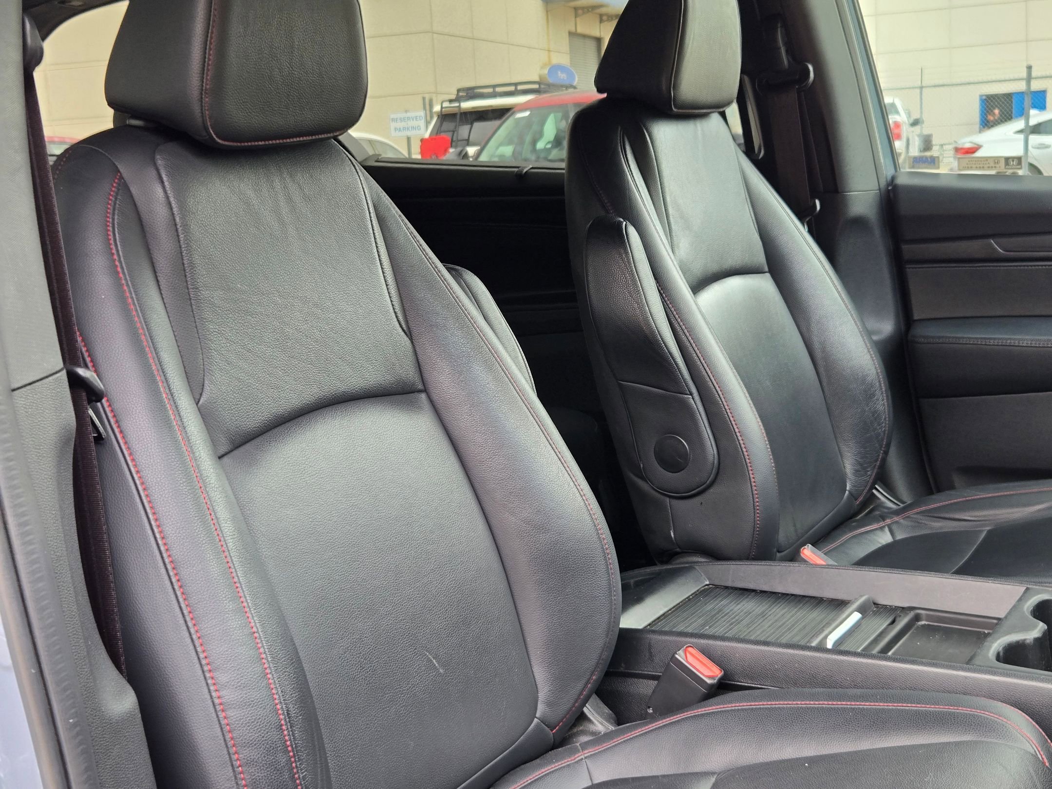 Used 2024 Honda Odyssey Sport image 27