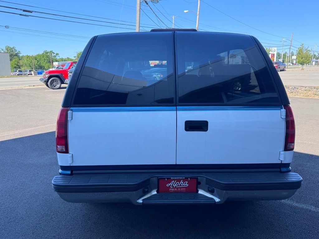Used 1999 Chevrolet Tahoe 2WD 2-Door w/ Convenience Group image 4
