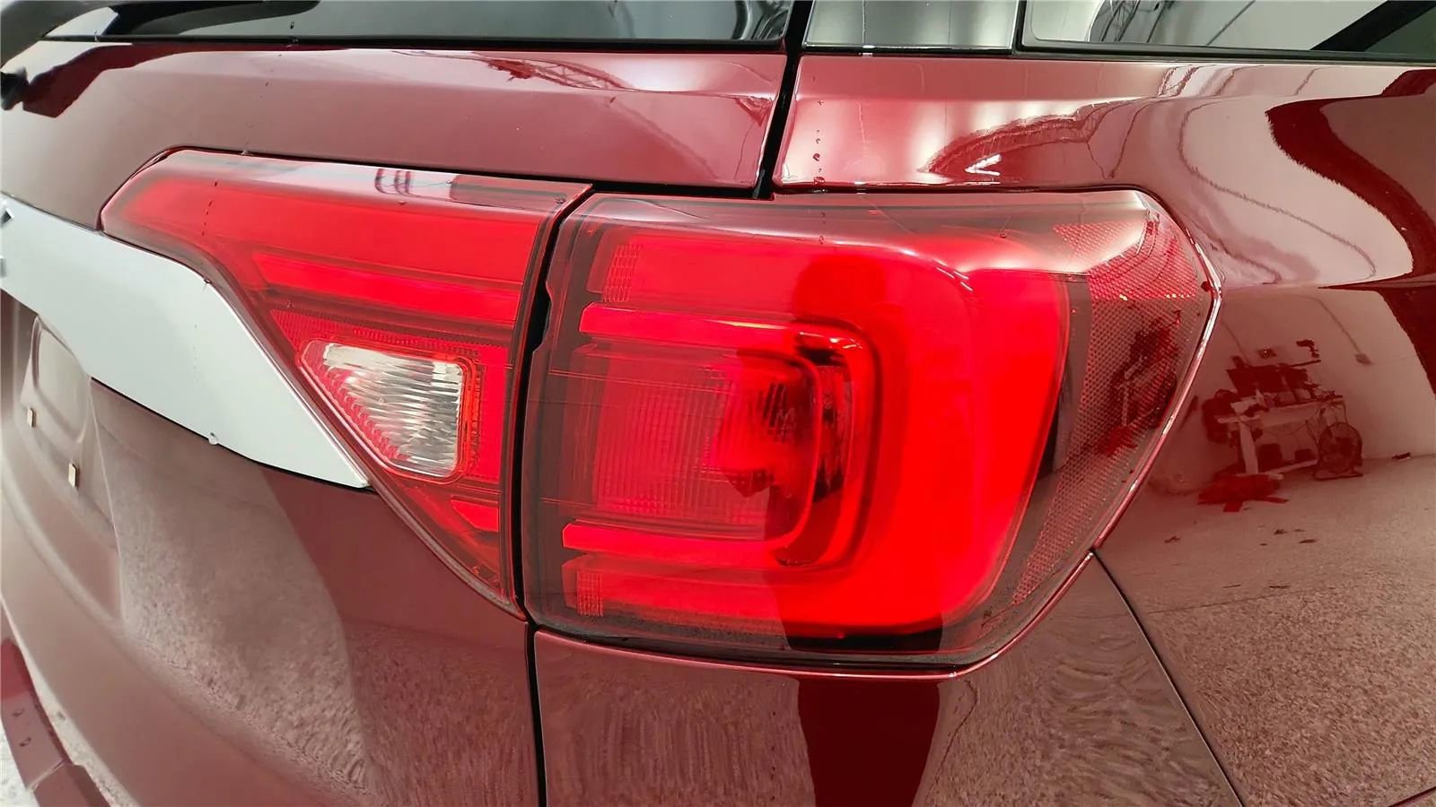 Used 2017 GMC Acadia Denali w/ Technology Package image 15