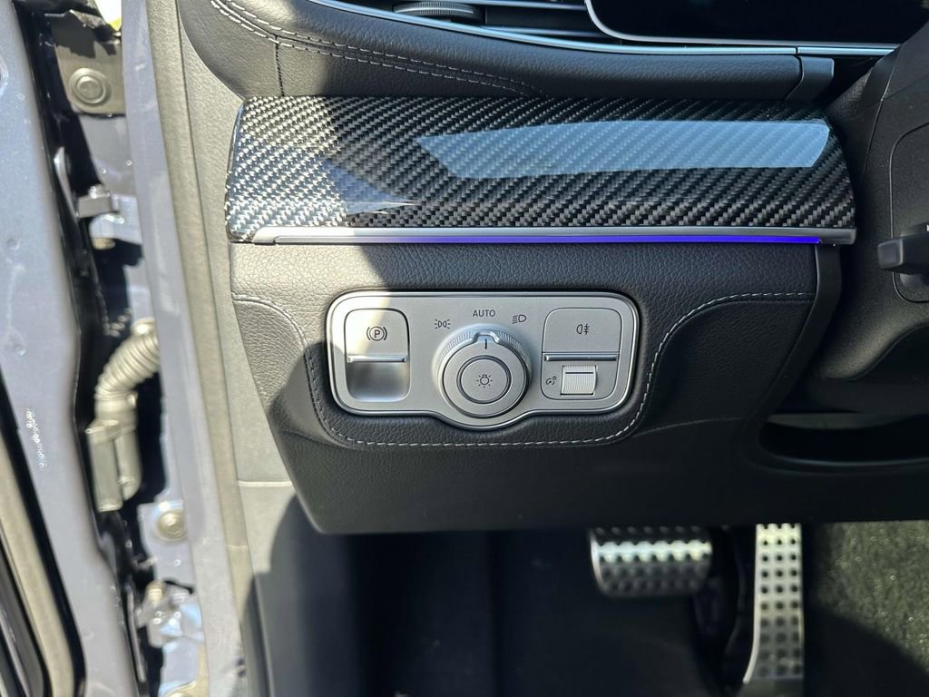 New 2025 Mercedes-Benz GLE 53 AMG 4MATIC image 12