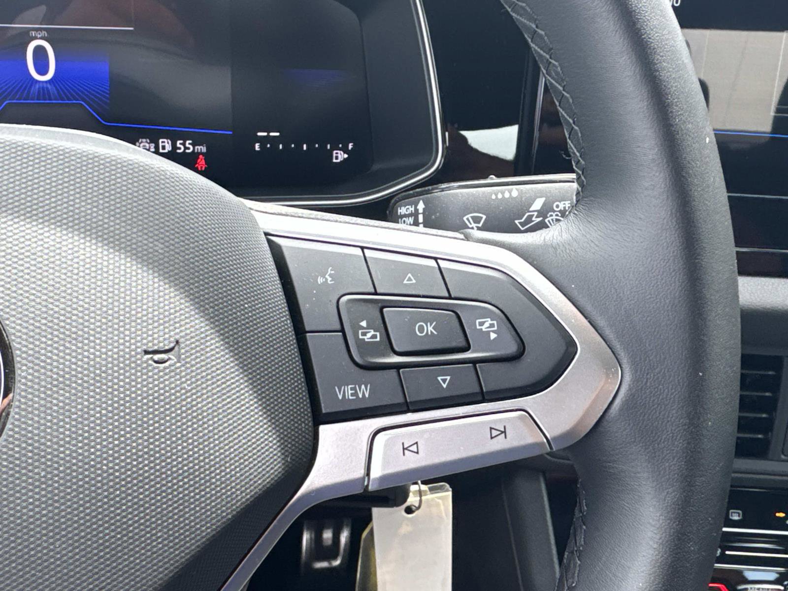 Certified 2025 Volkswagen Jetta Sport image 17