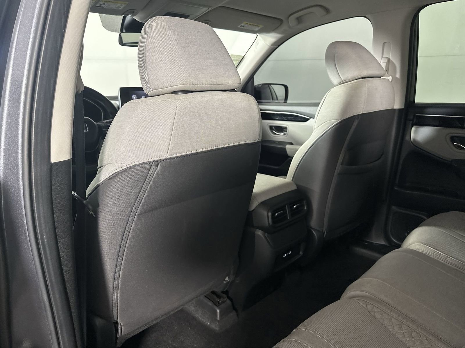 Used 2023 Honda Pilot LX image 27