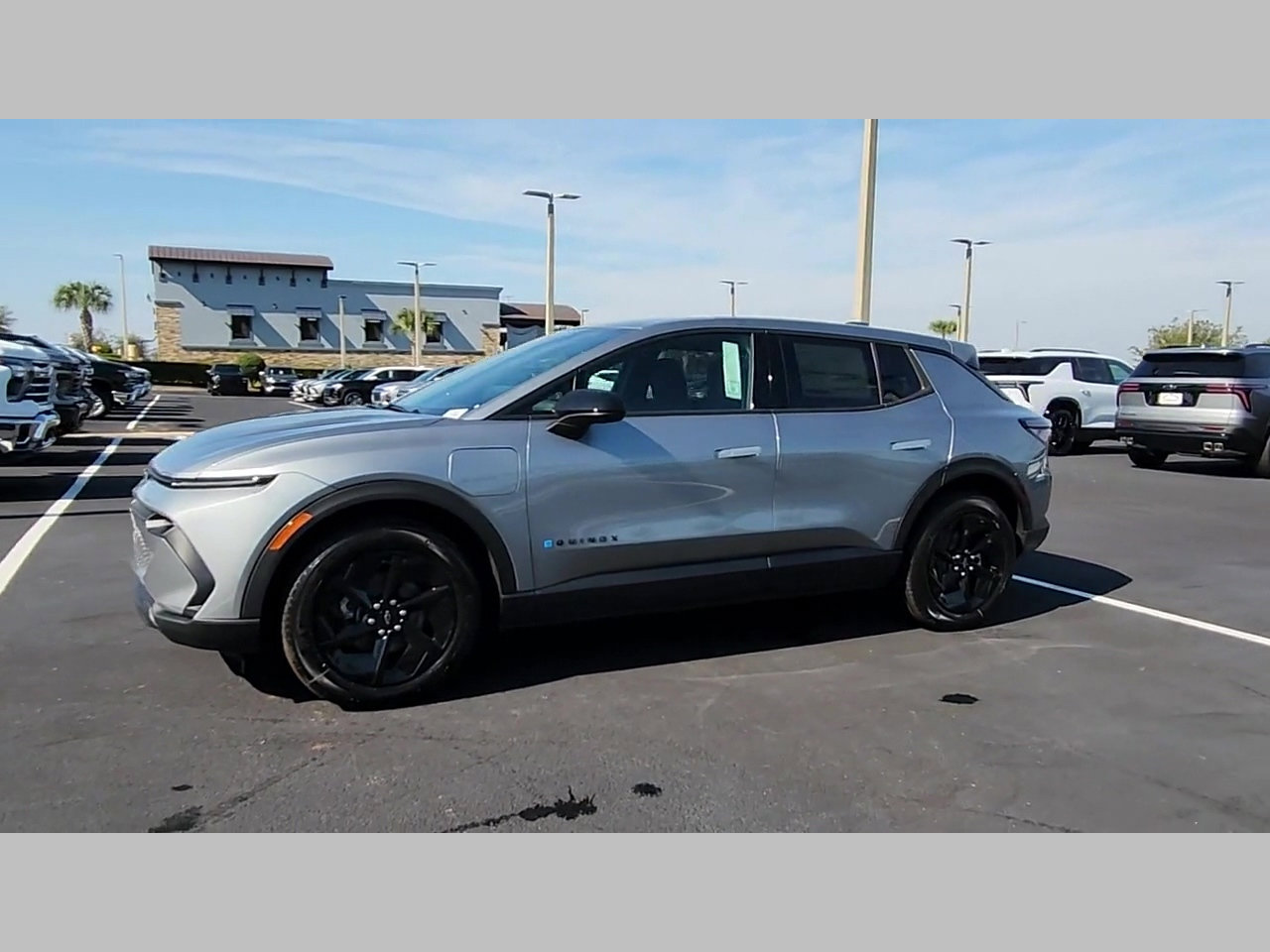New 2026 Chevrolet Equinox EV LT image 16