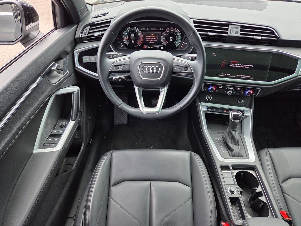 Used 2023 Audi Q3 2.0T Premium Plus AWD/4WD image 4