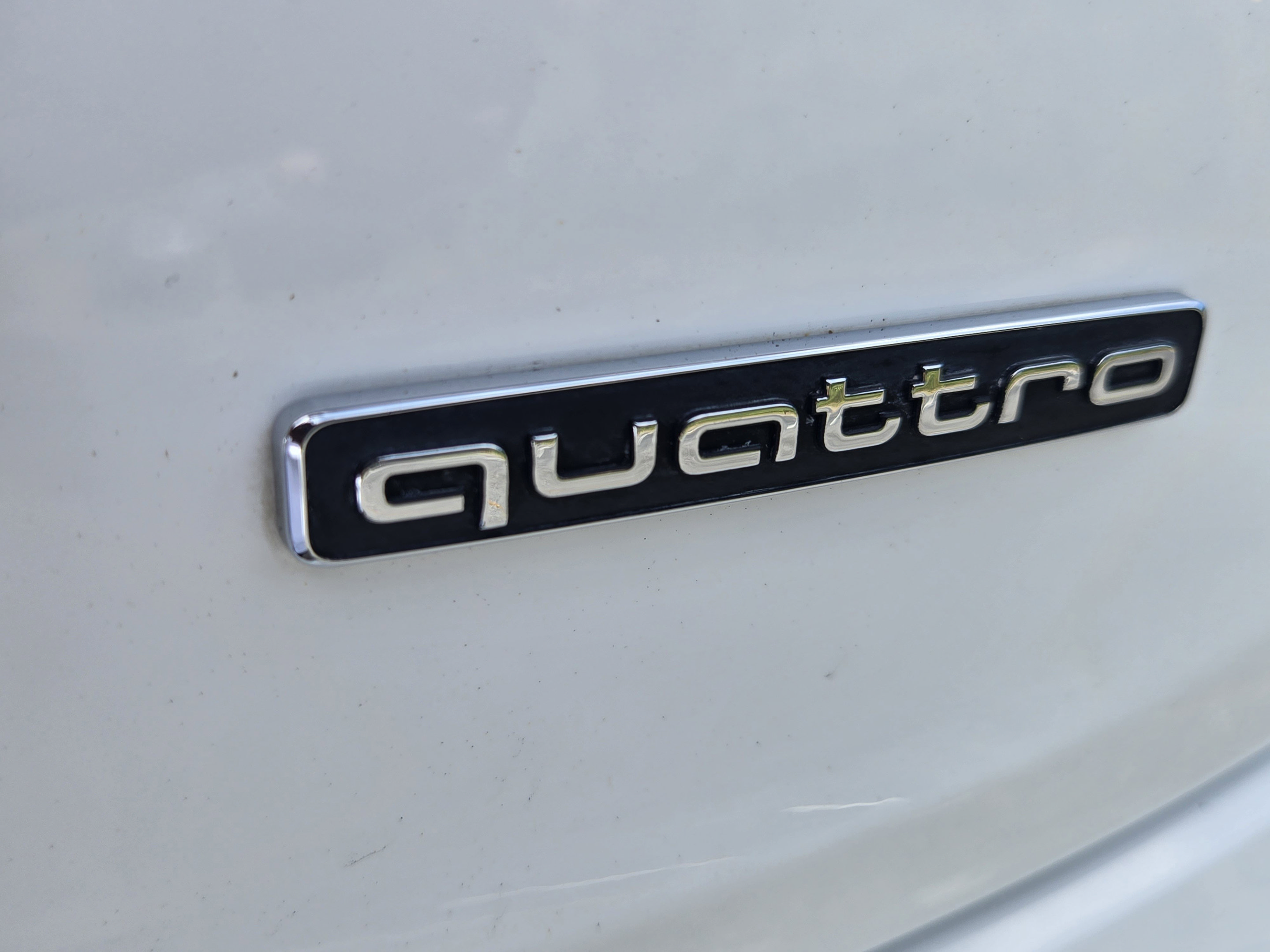 Used 2023 Audi Q5 e Premium AWD/4WD image 35