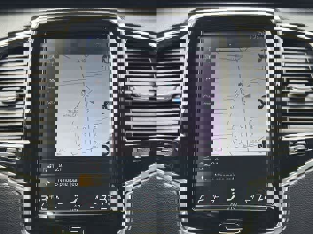 Used 2018 Volvo XC90 T6 Inscription w/ Convenience Package image 13