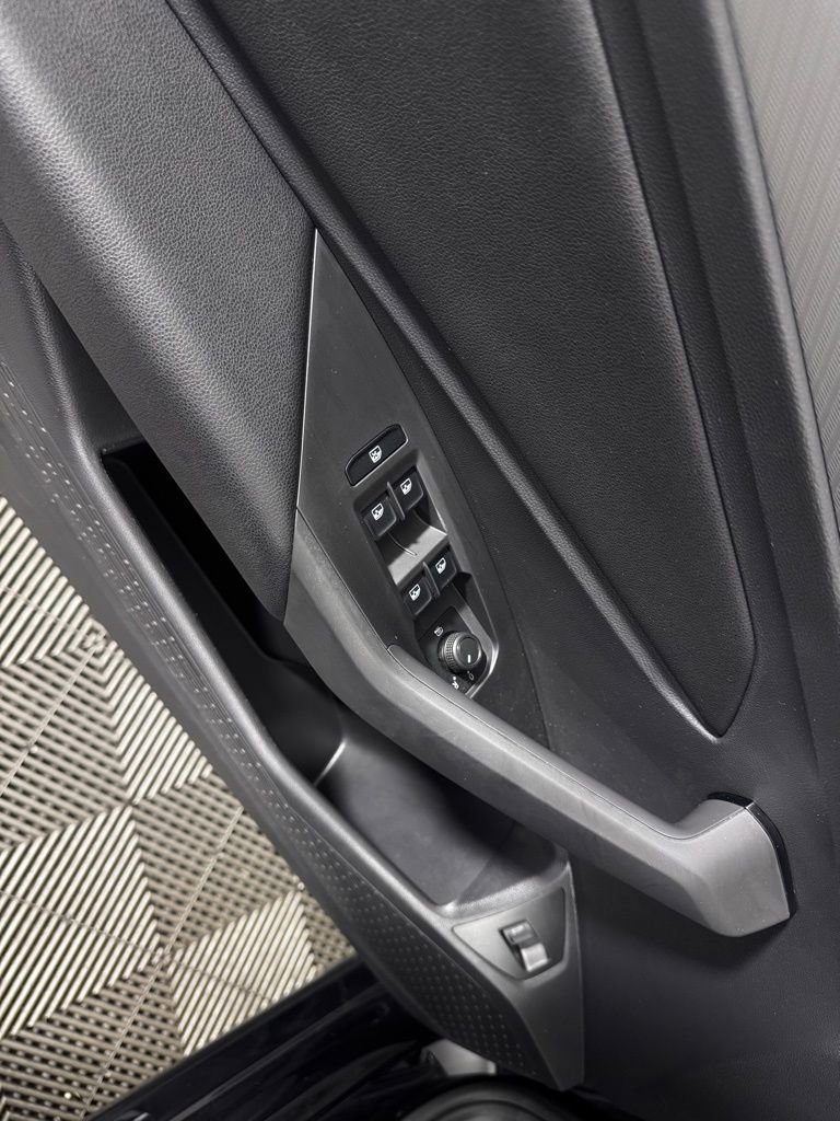 Used 2020 Volkswagen Jetta S image 19