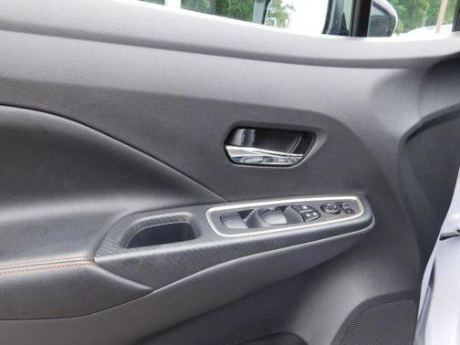 Used 2025 Nissan Versa SR w/ Trunk Package FWD image 14
