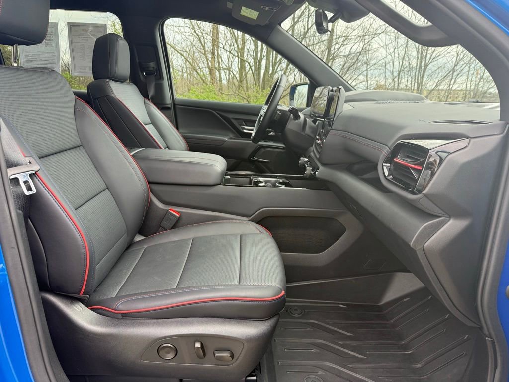 Used 2025 Chevrolet Silverado EV RST image 22