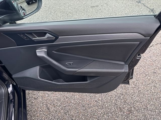 Certified 2024 Volkswagen Jetta SE image 33