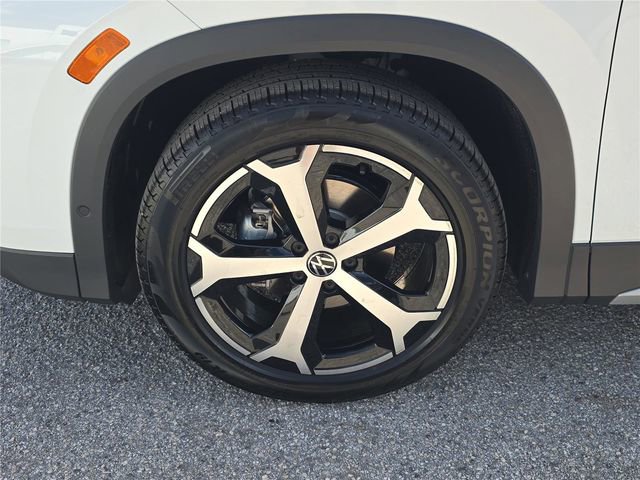 New 2026 Volkswagen Tiguan SE image 8