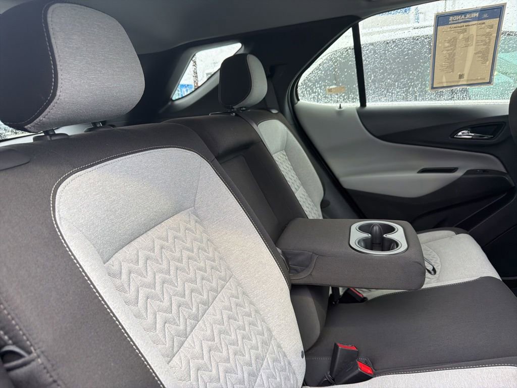 Used 2024 Chevrolet Equinox LT image 30