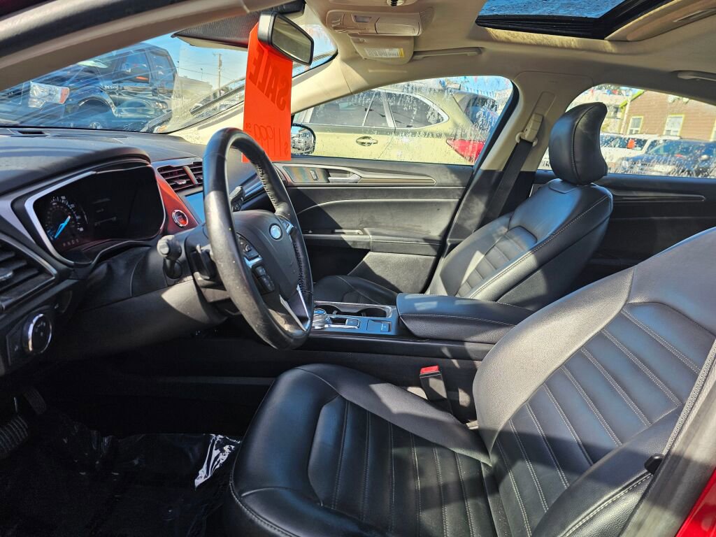 Used 2019 Ford Fusion SEL image 23