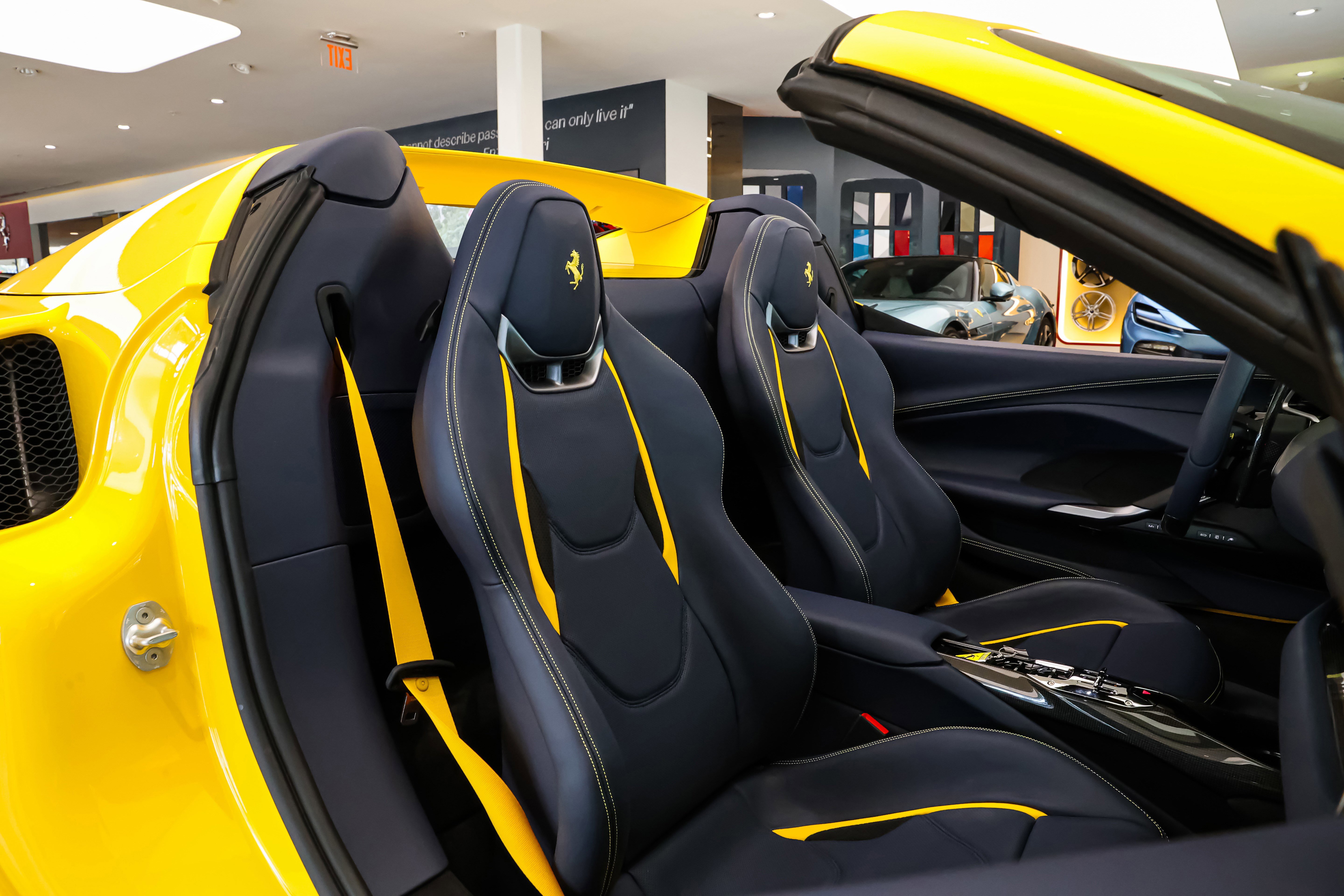 Used 2025 Ferrari 296 GTS image 38