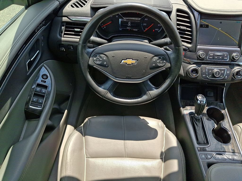 Used 2015 Chevrolet Impala LTZ FWD image 11