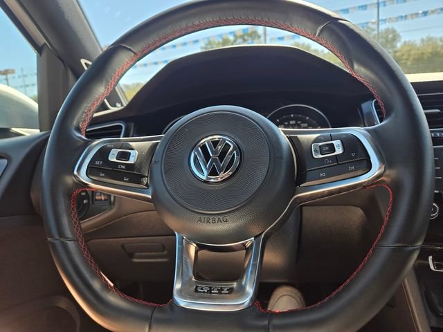 Used 2017 Volkswagen GTI SE FWD image 22