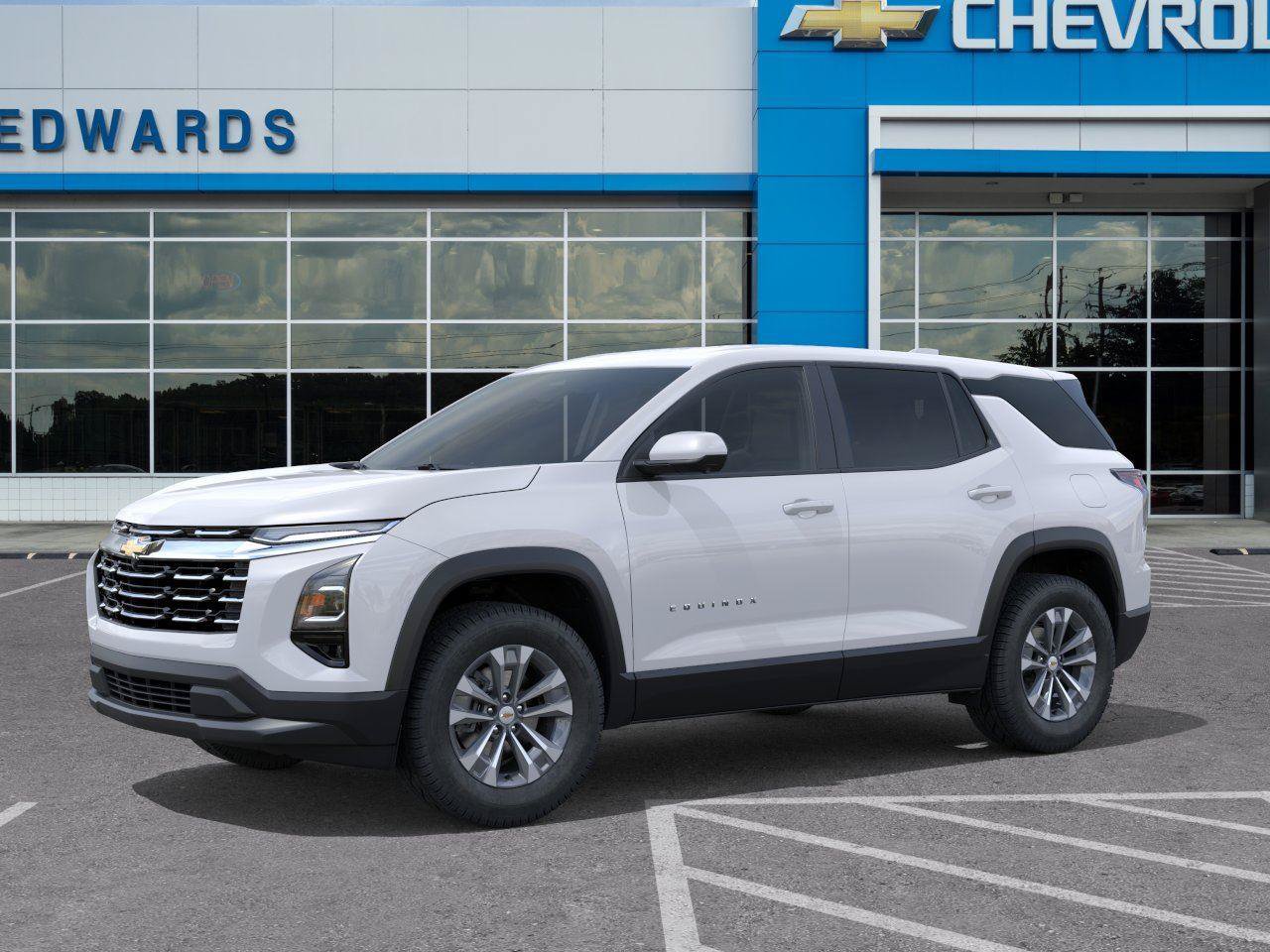 New 2026 Chevrolet Equinox LT w/ Convenience Package II FWD image 2