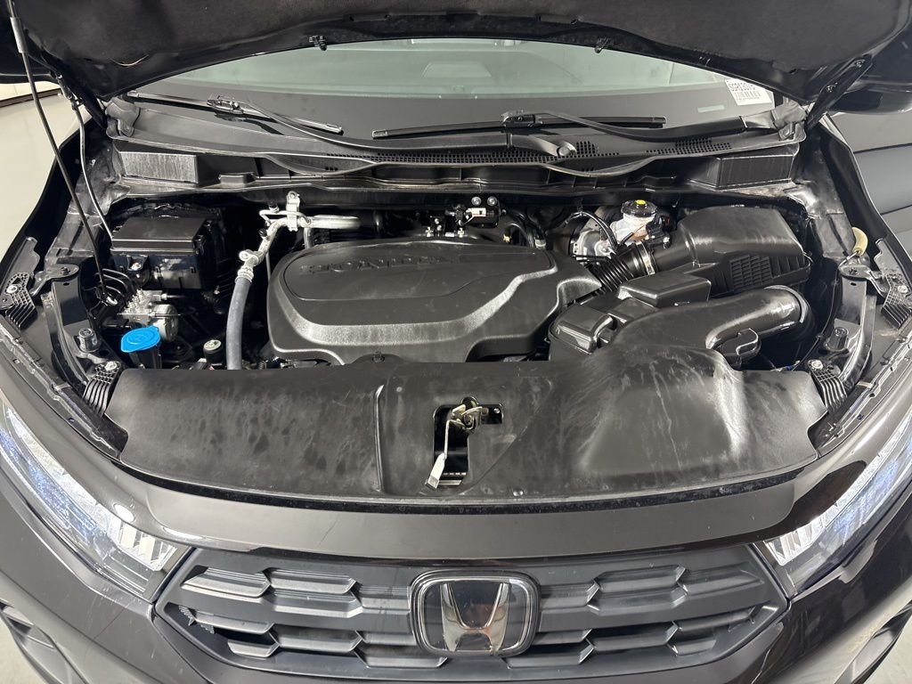 Used 2025 Honda Odyssey Sport-L image 40
