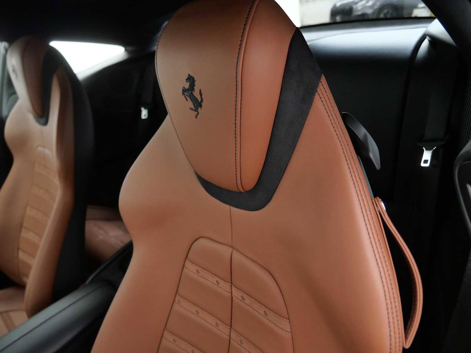 Used 2023 Ferrari Roma RWD image 20
