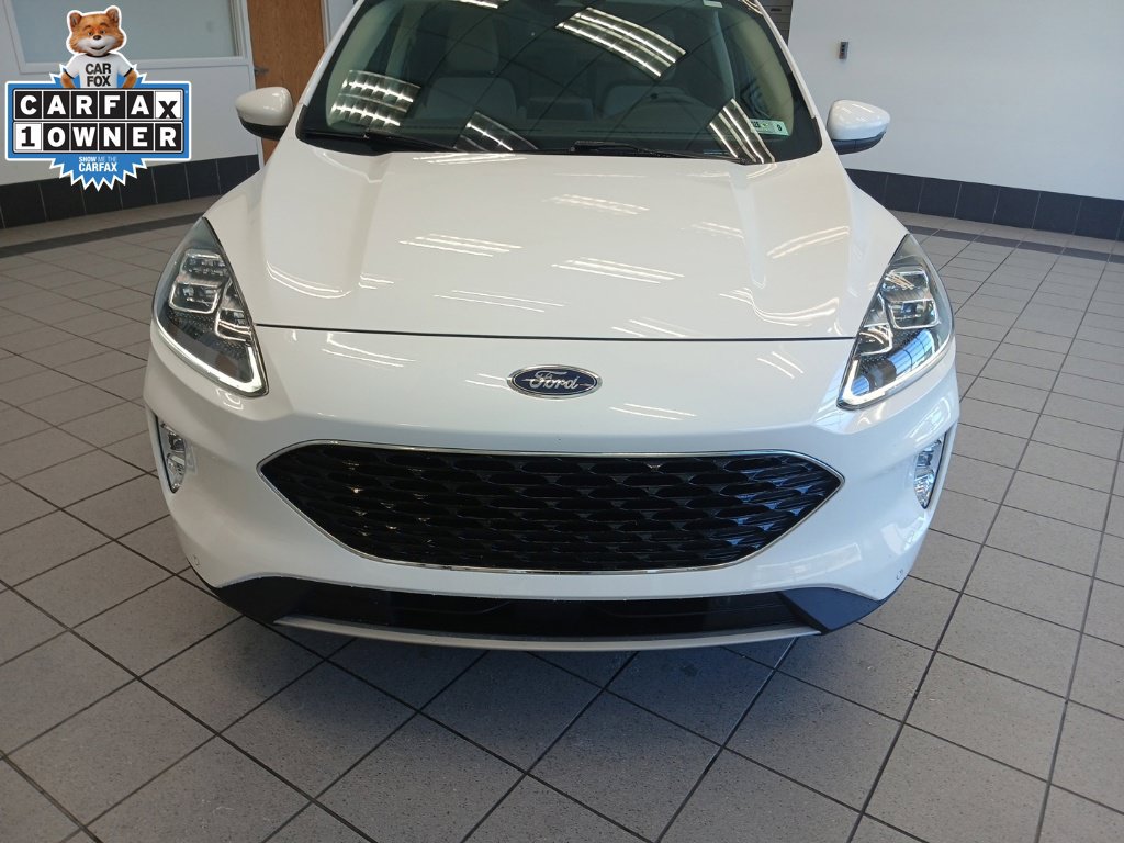 Used 2020 Ford Escape Titanium AWD/4WD image 3