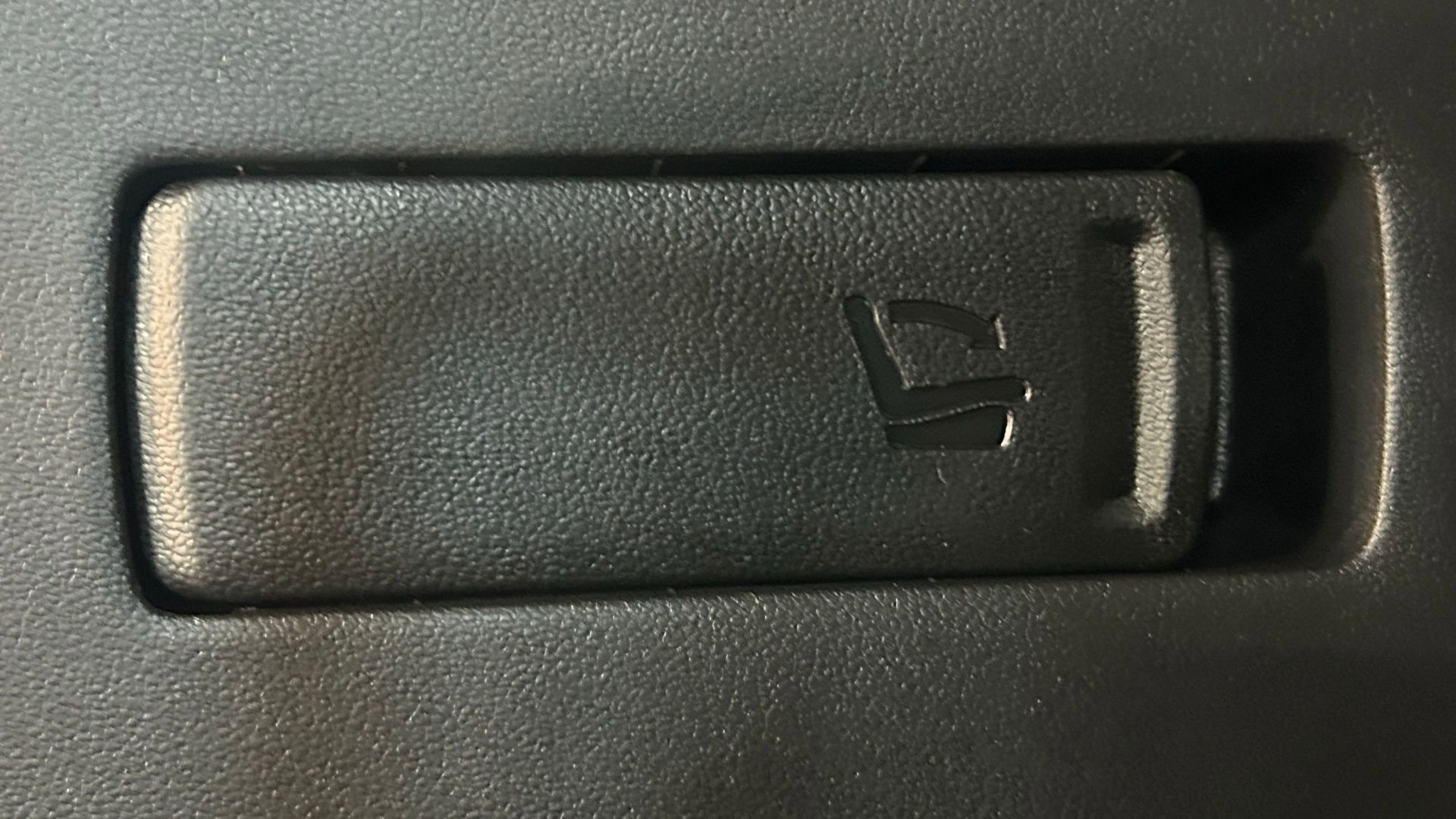 Used 2023 Hyundai Tucson Limited image 34