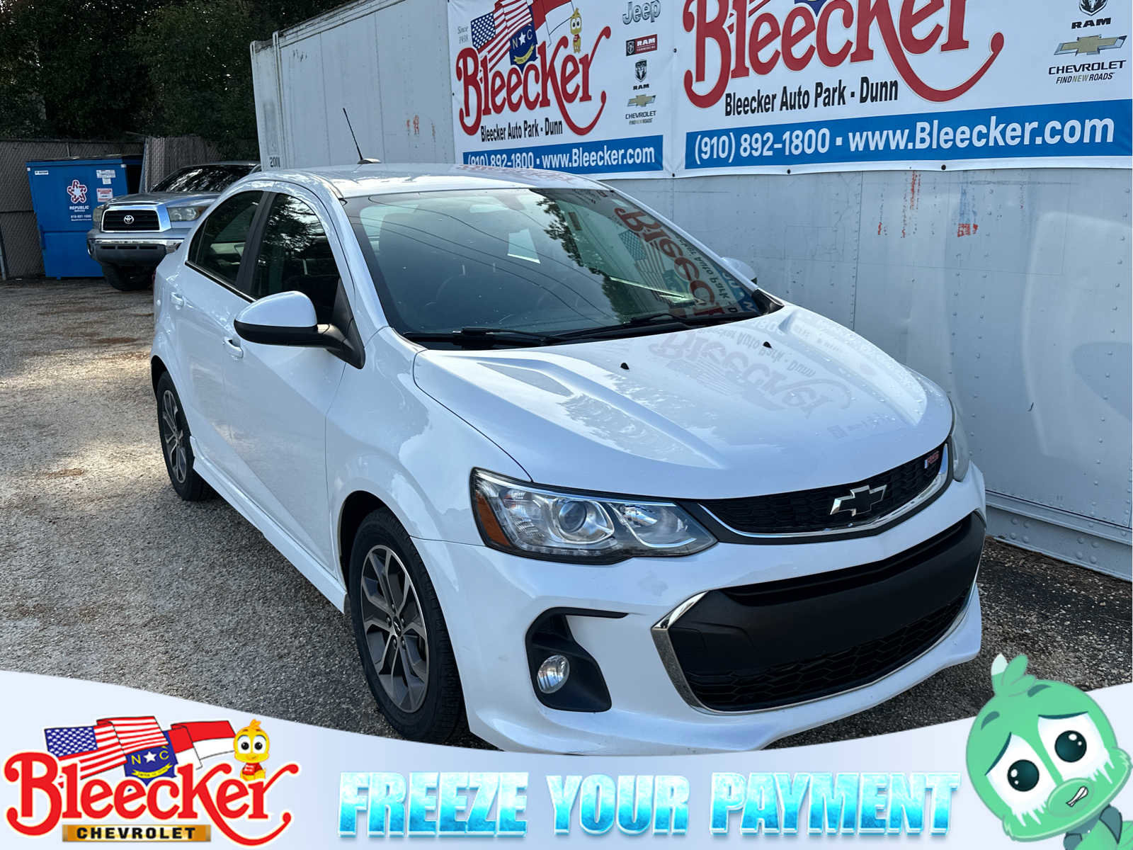 Used 2020 Chevrolet Sonic LT w/ Convenience Package image 1