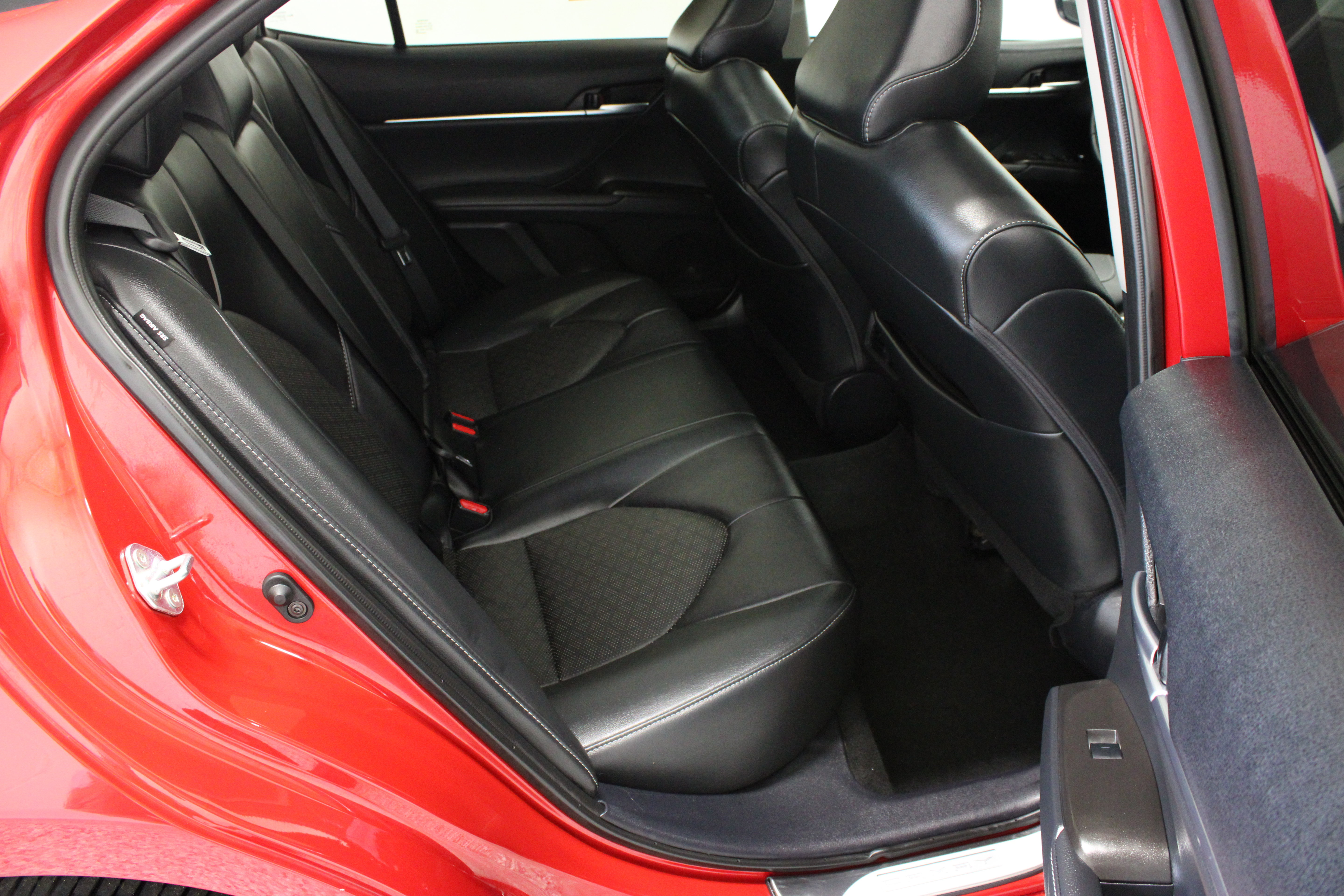 Used 2024 Toyota Camry XSE FWD image 34