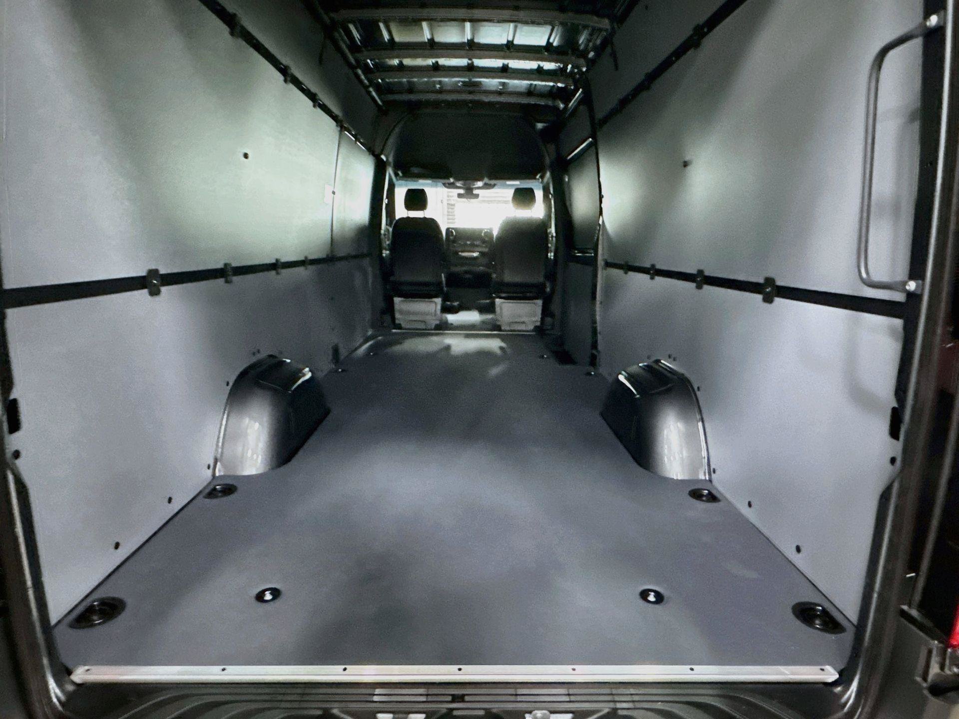 Used 2026 Mercedes-Benz Sprinter 2500 image 5
