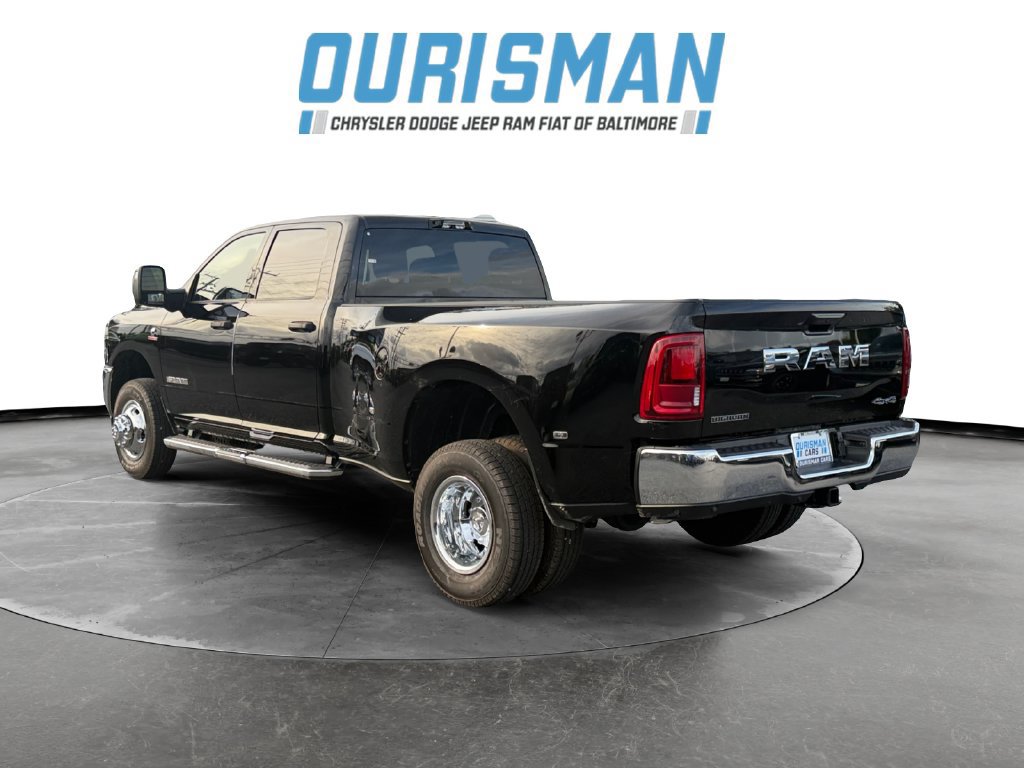 New 2027 RAM 3500 Big Horn AWD/4WD image 4