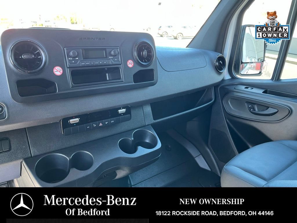 Used 2025 Mercedes-Benz Sprinter 2500 image 31