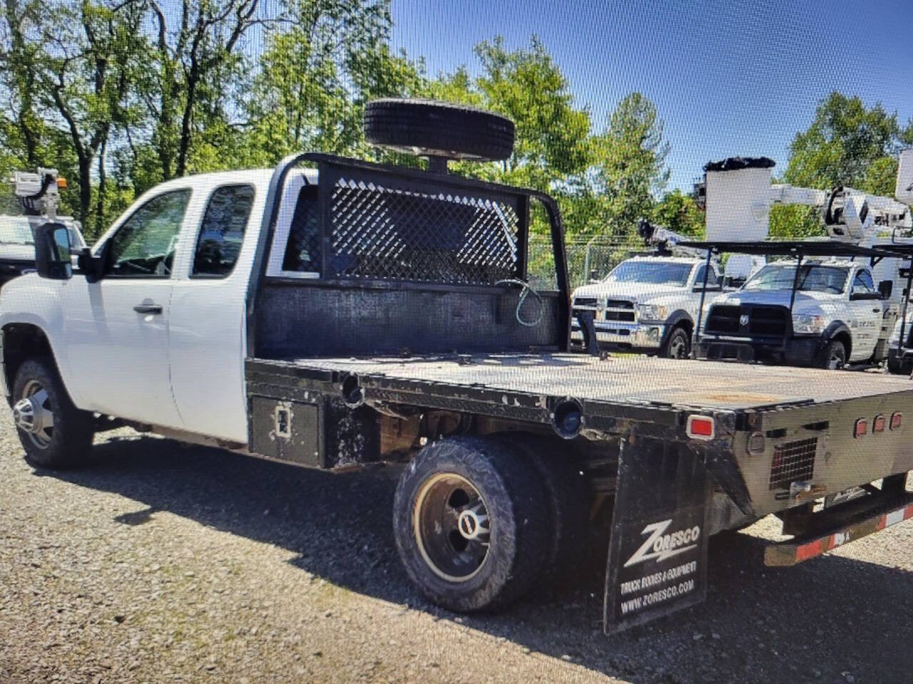 Used 2008 GMC Sierra 3500 W/T w/ Work Truck Preferred Package AWD/4WD image 3