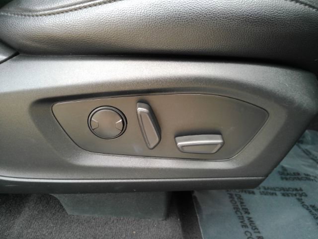 Used 2024 Ford Explorer Limited image 22