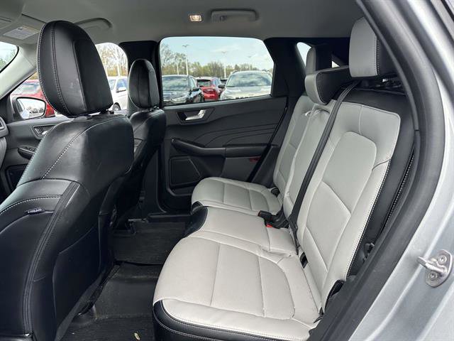 Used 2024 Ford Escape Platinum AWD/4WD image 12