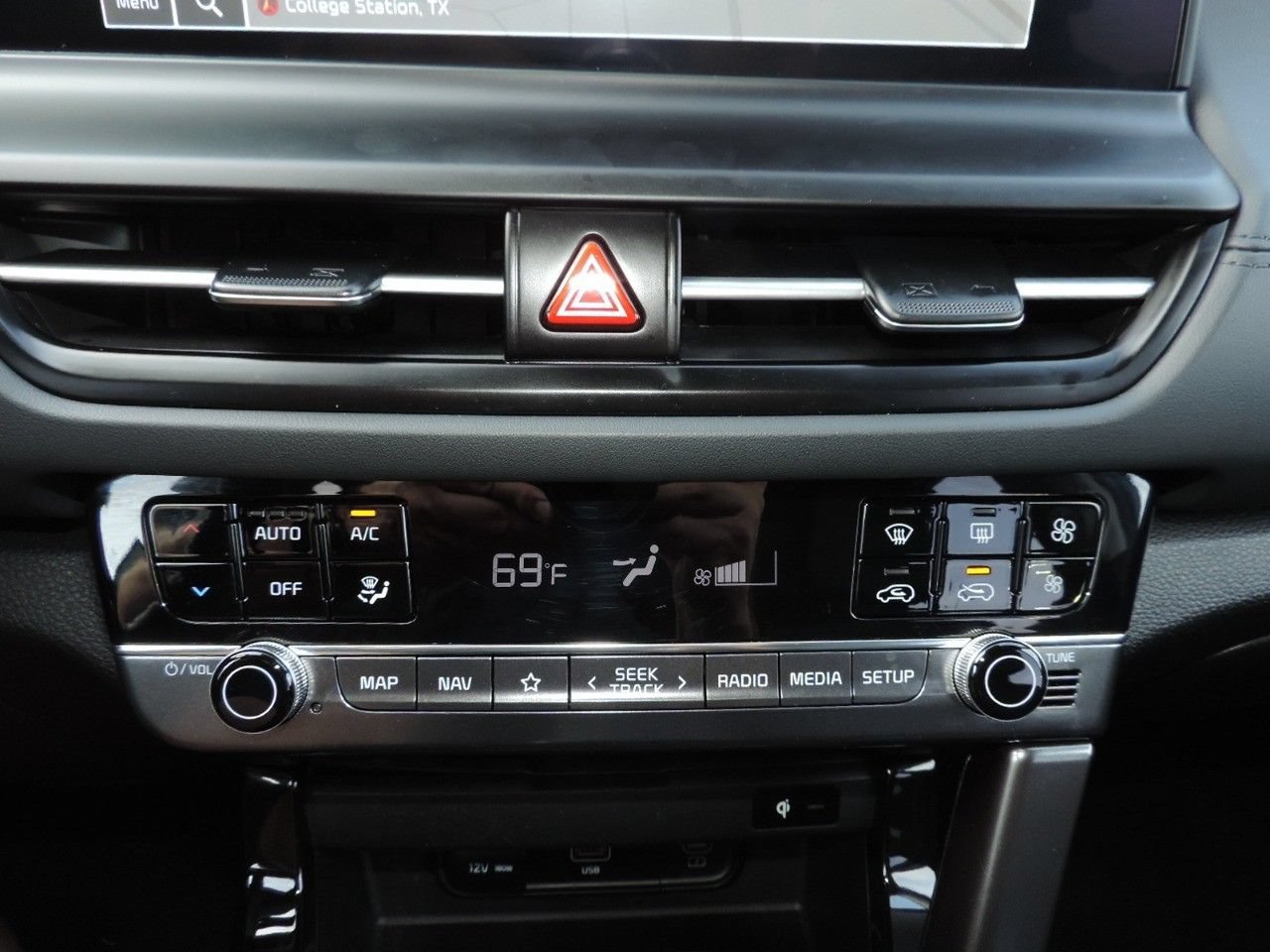 Used 2026 Kia Seltos SX AWD/4WD image 23