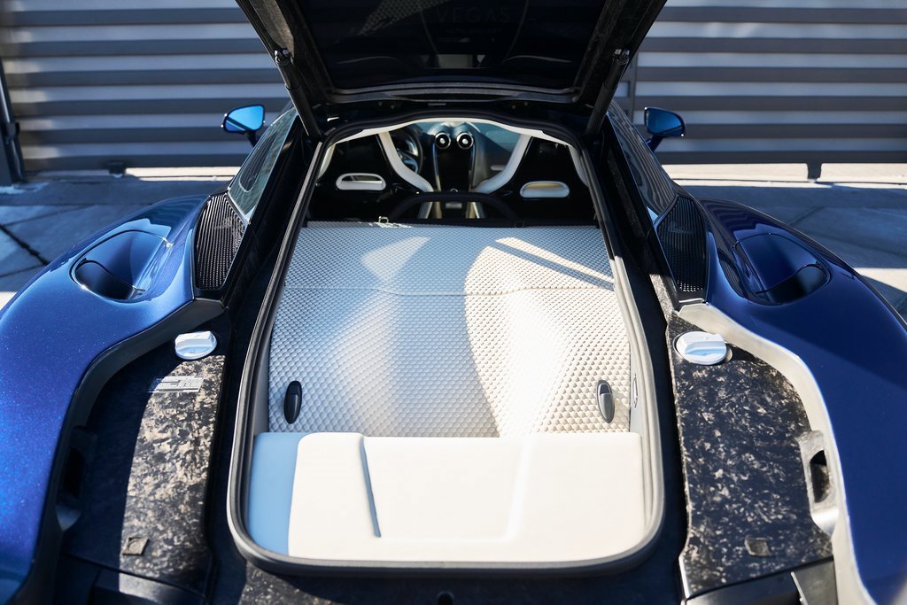 Used 2022 McLaren GT image 22