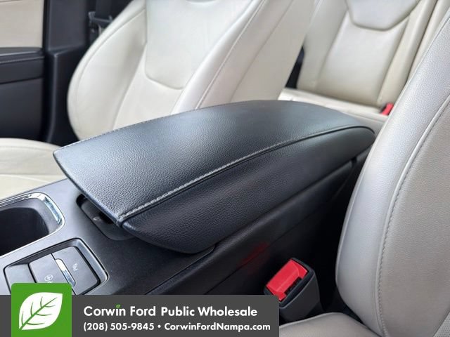 Used 2017 Ford Fusion Titanium FWD image 23