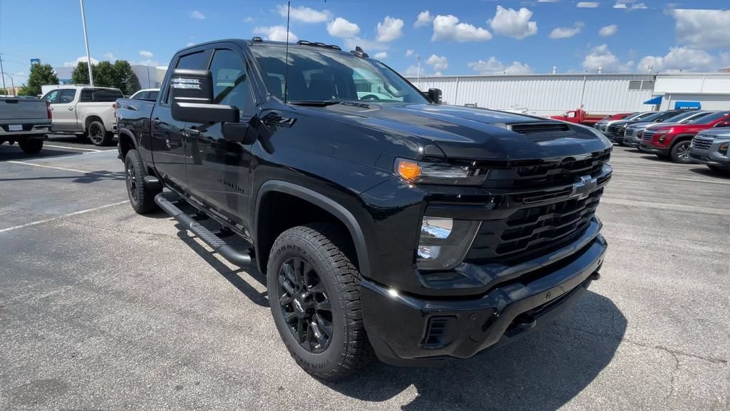 New 2026 Chevrolet Silverado 2500 Custom w/ Custom Value Package AWD/4WD image 4