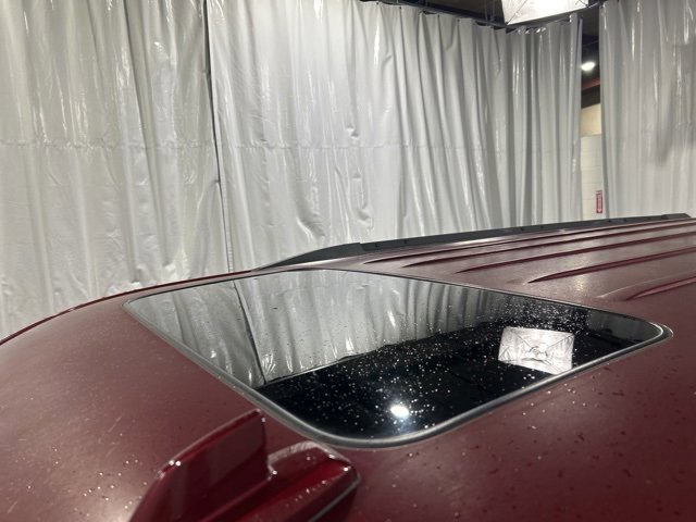 Used 2017 Chevrolet Suburban LT w/ LT Signature Package image 7