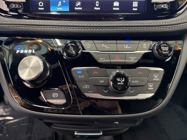 New 2026 Chrysler Pacifica Select image 23